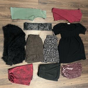 Medium Clothing Bundle, Mini Skirts, Mini Dress, Cardigan, Tops, Skort